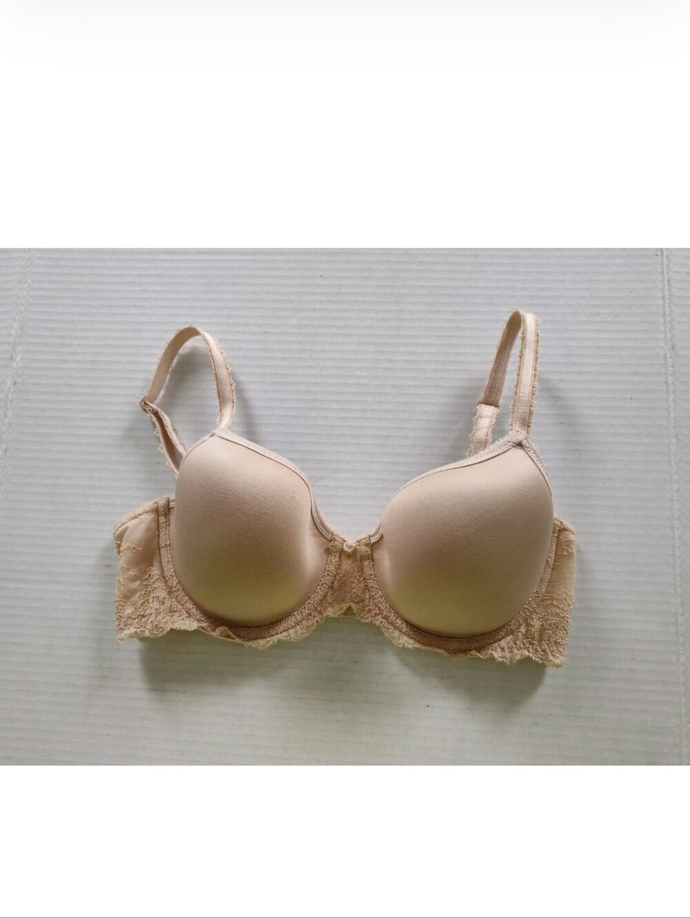 Wacoal Beige Seduction Spacer T Shirt Bra 36B Underwire Beige 853255